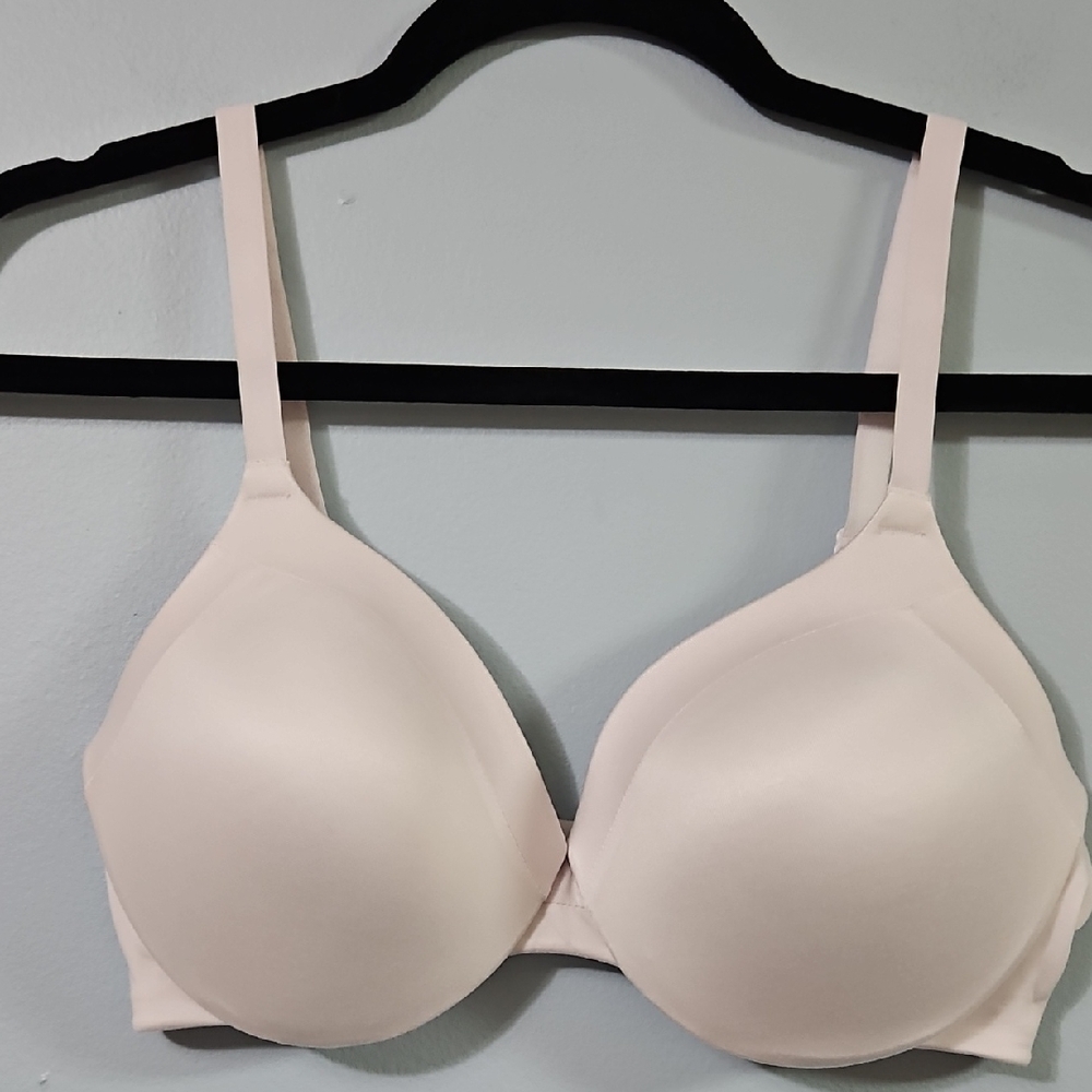 Maidenform Soft Pink  Underwire Push Up Padded Bra Size 36C